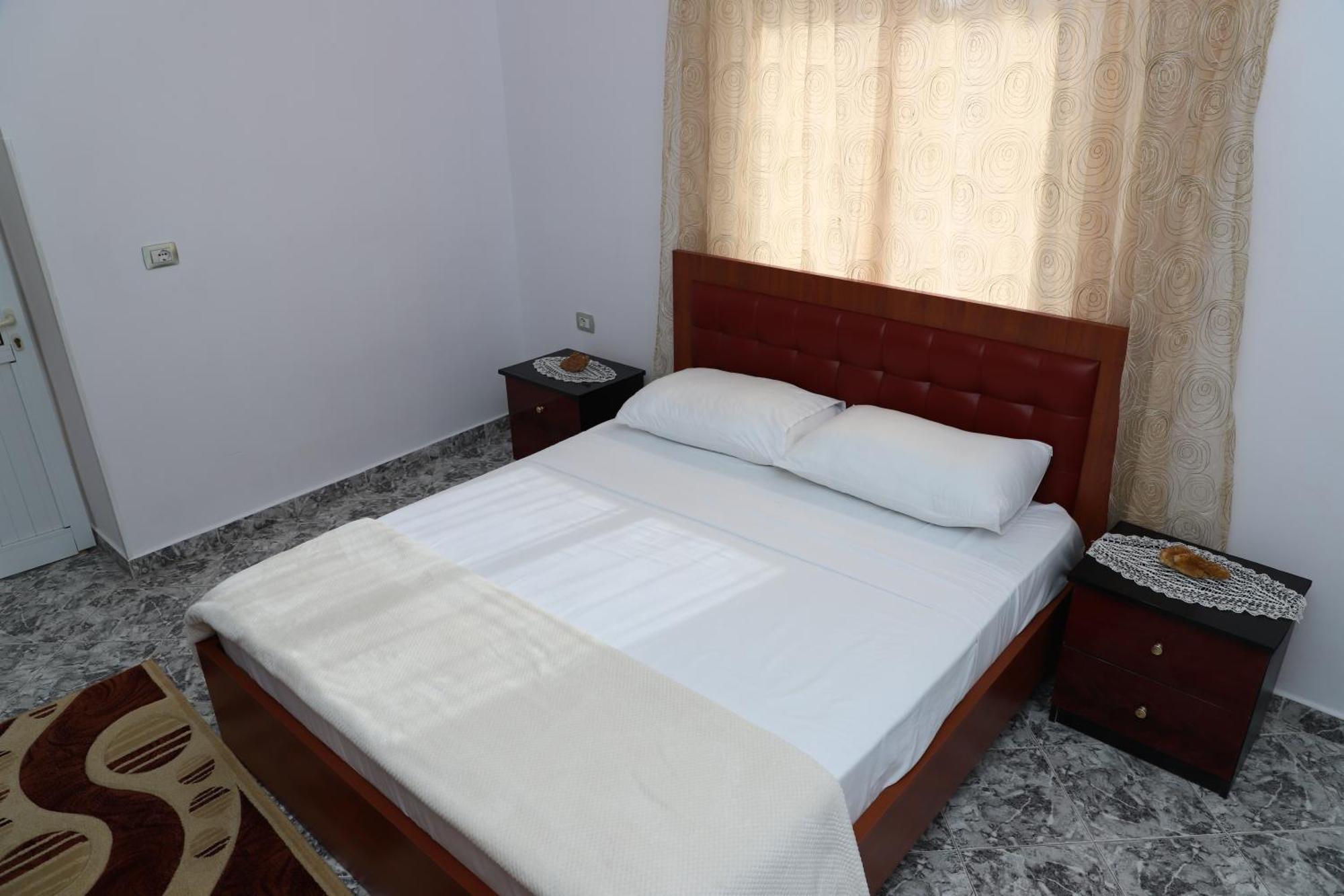 Villa Xherimeja Family Oasis Берат Стая снимка